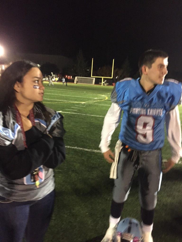 emilymapaa___'s tweet photo. Thankful that I've fallen in love with my best friend 😍 http://t.co/h0xaKz4yju