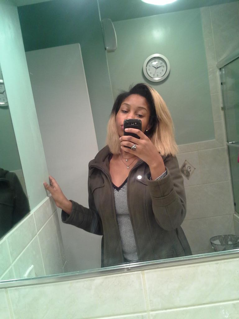 nyahnextdoor's tweet image. Bareface. #upgradecomingsoon