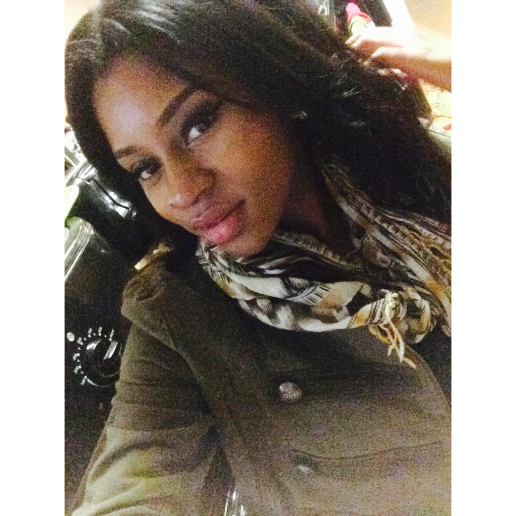 smg_lovee's tweet photo. .girl I don't mind 😌 http://t.co/EpvhzfzRD1