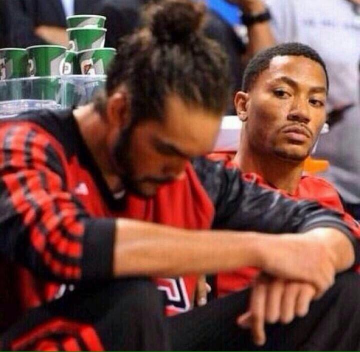 smithpelly98's tweet image. My mom looking at me during parent teacher interviews like