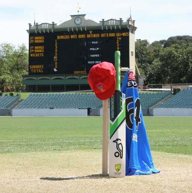 gavindunning's tweet photo. Tribute for Phillip Hughes at the Adelaide oval.
RIP Buddy.
#putoutyourbats http://t.co/C3sgRfc8cD