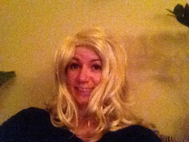 yarnsalad's tweet photo. So the first time we came here for a #fancydinnerparty we wore goggles. Second time was mustaches. This time i wigs. http://t.co/221MkOUye0