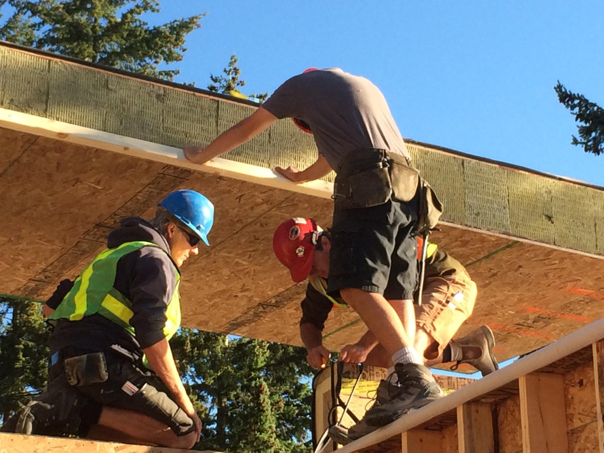 BCPassiveHouse's tweet photo. #TBT To Sept set-up for PH in Whistler, 120 panels installed and out of the weather in 6 days #prefab #passivehouse http://t.co/zWx3W9LbRI