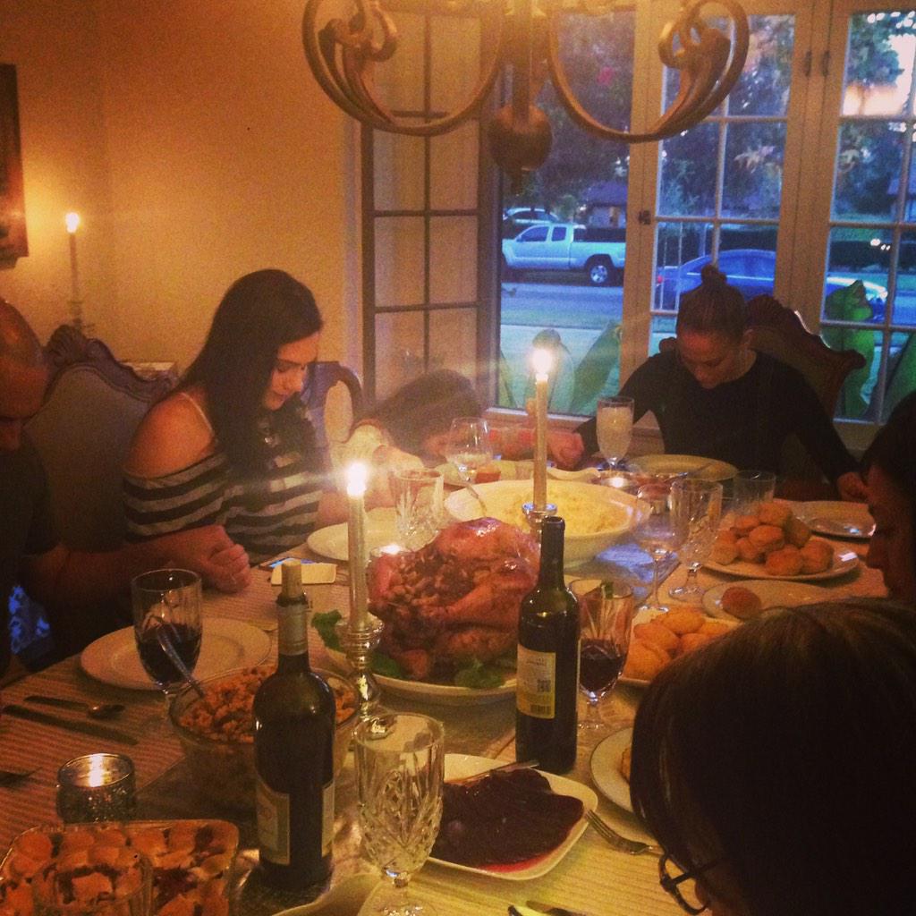 JLo's tweet photo. Giving thanks... http://t.co/AlIgPTKZcO