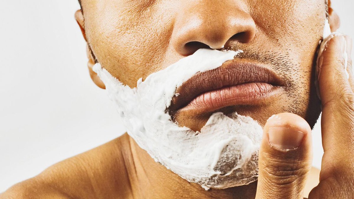 FastCompany's tweet image. Lathered up: What Internet-fueled shaving startups are really selling f-st.co/jbeAlBc