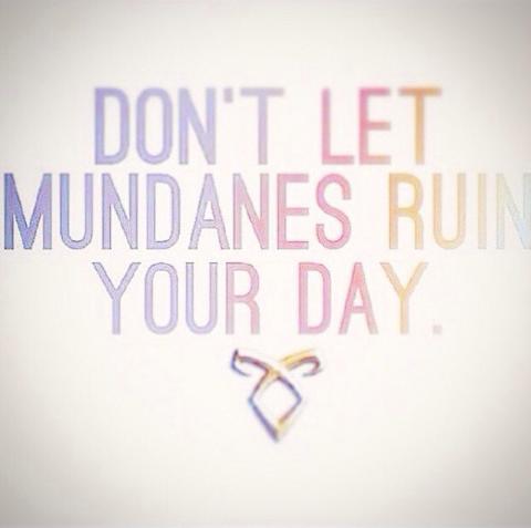 ShadowhunterNYC's tweet photo. Yes :D http://t.co/OpcMYtdO9z