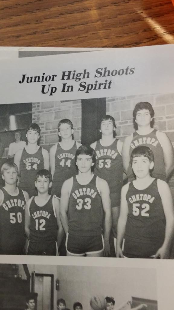 Hornetsfan1972's tweet photo. RT @RossAlbertini71:   The Green Hornets junior high version. http://t.co/rVnVqAp6eS "looks like the same size shorts as the first pic"