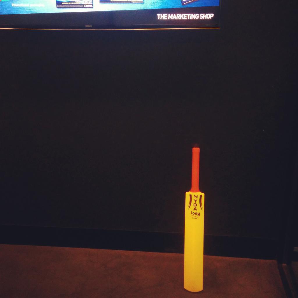 whatbecsdidnext's tweet image. #putoutyourbats #themarketingshop @ClemsMelb