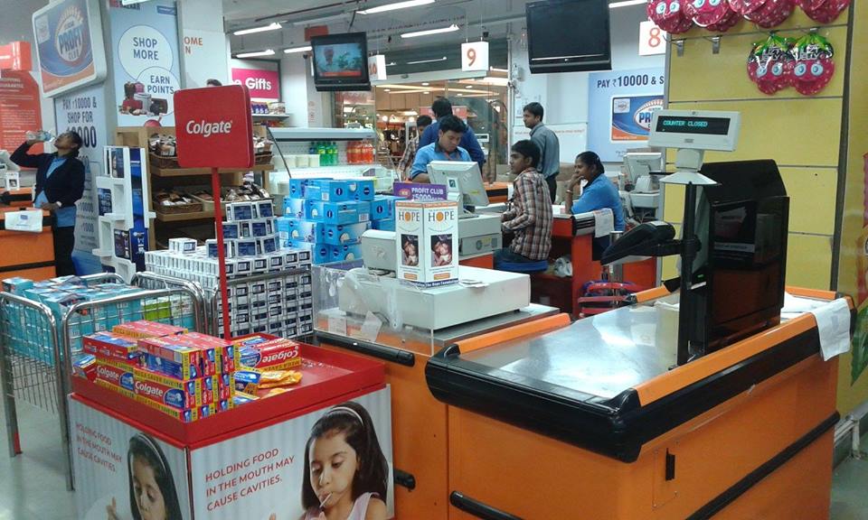 hopekfoundation's tweet photo. #BigBazar, Lake Mall #supporting the nutrition cost by placing 15 HOPE #DonationBox at their #cashcounters http://t.co/bzUwgdaYwR