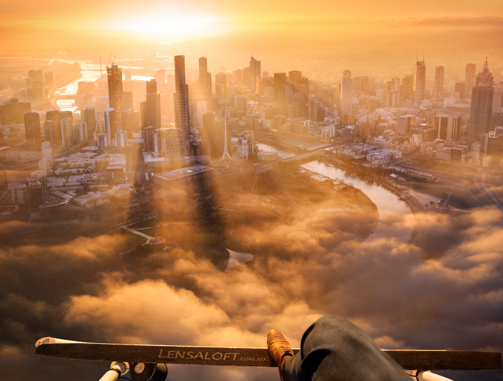 Melbourne's tweet photo. RT @Lensaloft: A breathtaking moment of @Melbourne magic!  http://t.co/W0A2fjfctX