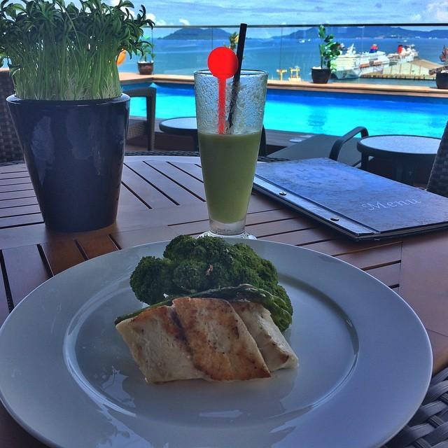 Embedded image permalink