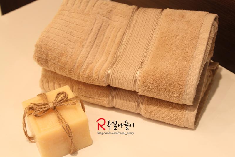 매일 깨끗하고 보송보송하게! 
올바른 수건 관리법이 궁금하시다면 아래 링크에서 확인해주세요 ^.^
bit.ly/1txghb5