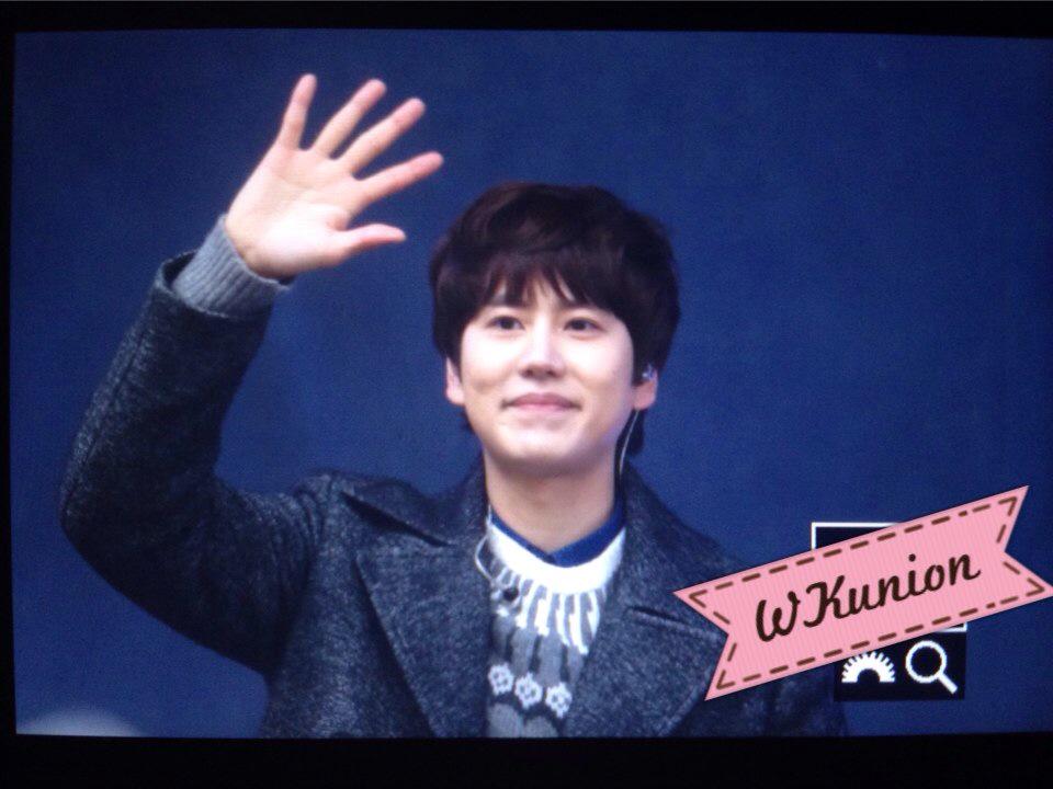 [preview] 141128 Kyuhyun Surprise Mini Concert