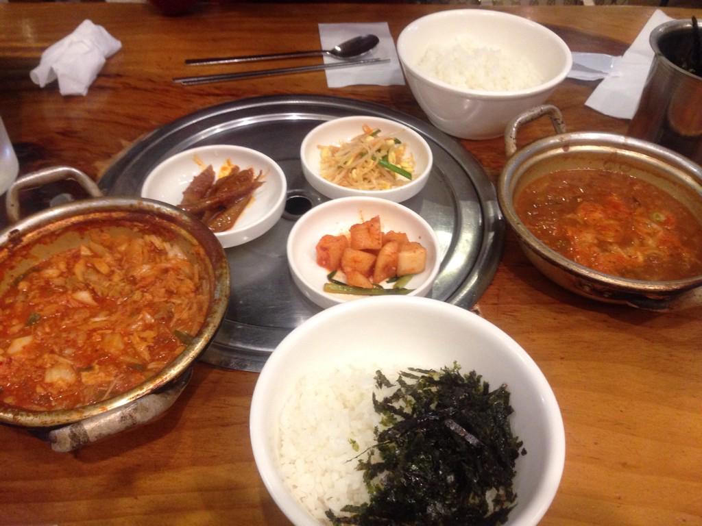 batako2st's tweet photo. セマウルのキムチチゲ中毒 http://t.co/UCTXaOG3Wd