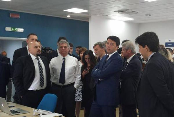 Confronto costruttivo con <a href="/matteorenzi/">Matteo Renzi</a> sul tema #labuonascuola. @workingcapital <a href="/salvomizzi/">salvo mizzi</a> <a href="/MiurSocial/">MiurSocial 😷</a> @aperdichizzi