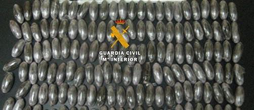 guardiacivil's tweet photo. Es época de bellotas en toda España, no es necesario que bajes hasta Ceuta para comprarlas
http://t.co/4ca5TGXWV8 http://t.co/0oCcHU27B0