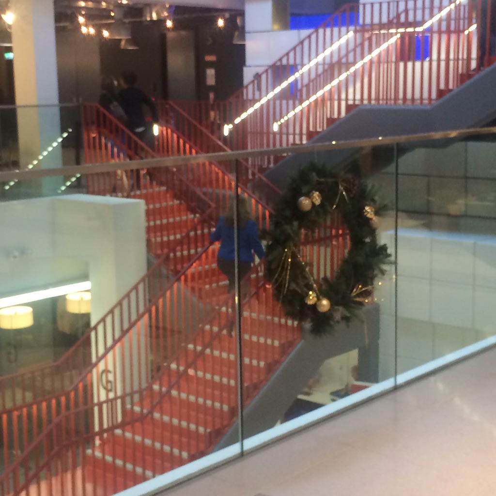 digitalchele's tweet photo. #Christmas in Google, Dublin #GoogleImmersion #beautifulworkplace http://t.co/qiMbNHWSQH