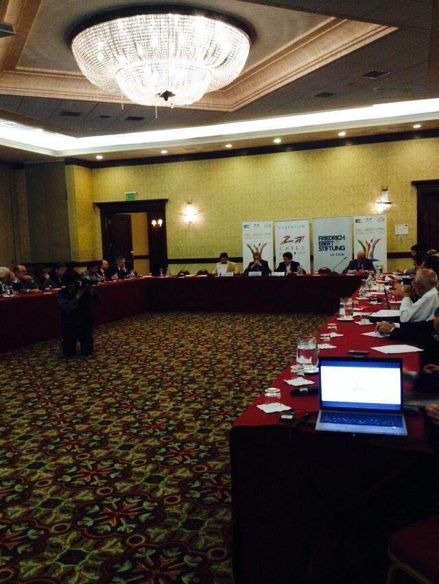 Aguilatop's tweet image. &quot;@CHILE_21: AHORA! Inauguración del #ForodelProgresismo &quot;Chile-América Latina, América Latina-Chile&quot; http://t.co/T6kswwukgG&quot;