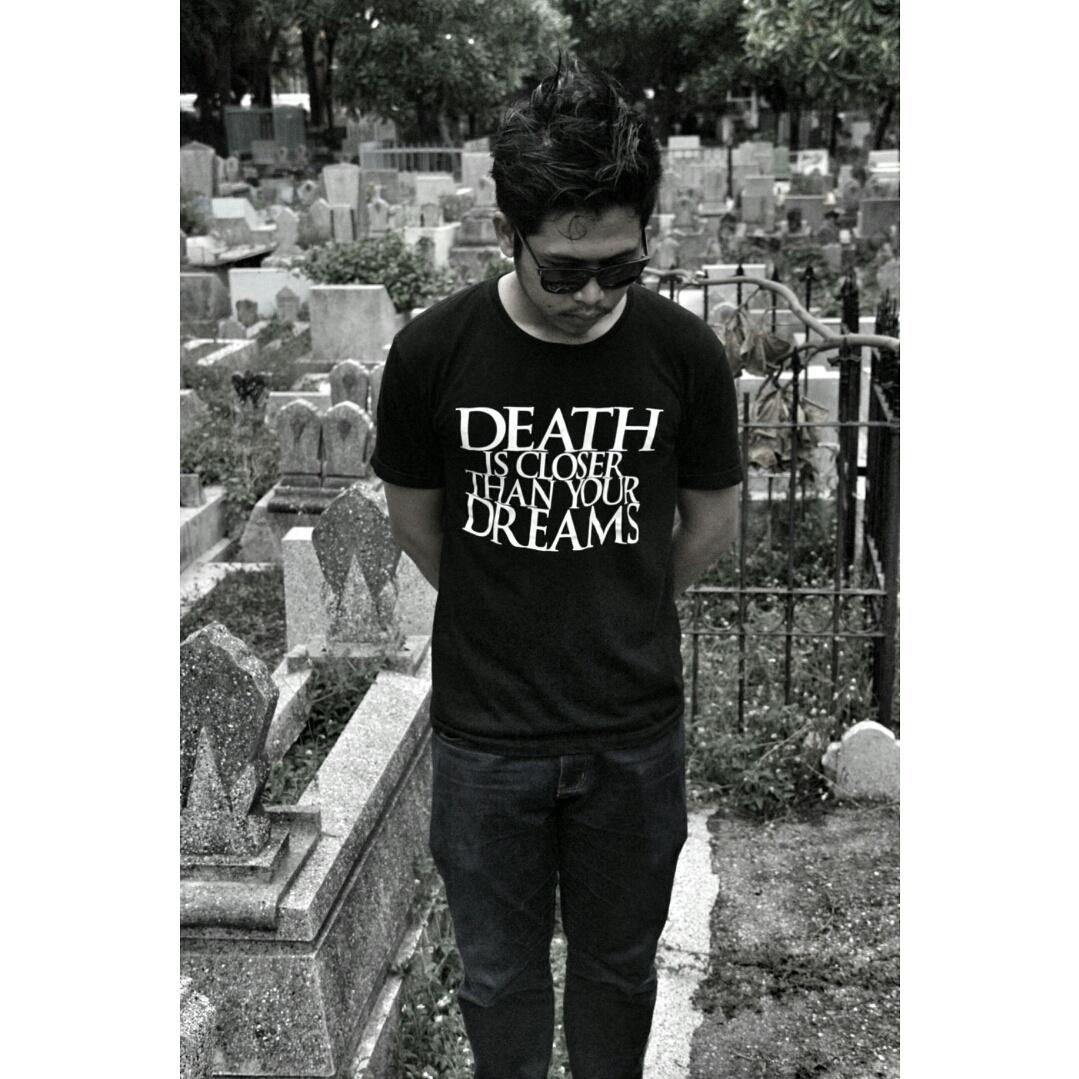 TretanMuslim's tweet photo. Dream, Believe and Make it Happen @agnezmo ..
T-Shirt from @OurSinsClothes .. #sweetpropaganda http://t.co/WCBOJlruMA