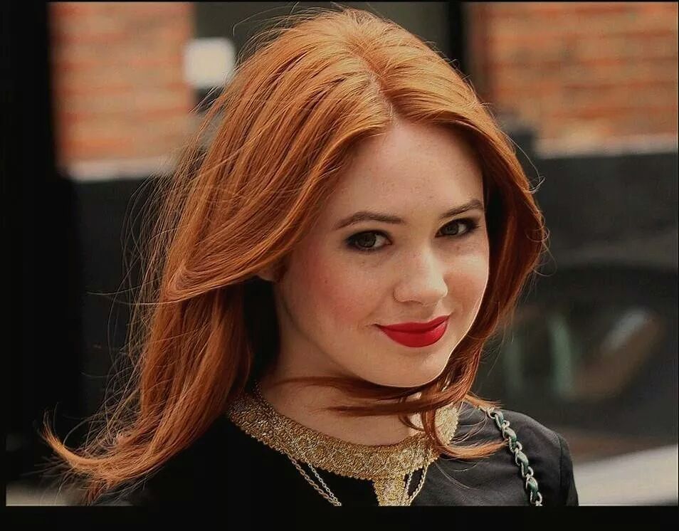 HAPPY BDAY KAREN GILLAN JE TAIME 