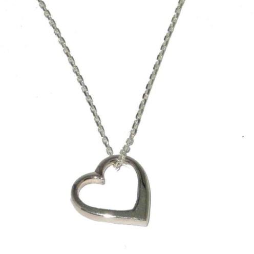 distinctsilver's tweet photo. Time to kick off #BlackFriday! RT this for your chance to win this 👇 #giveaway #BeDistinctive http://t.co/ITY11ORHFt http://t.co/43uoXV2iZ5