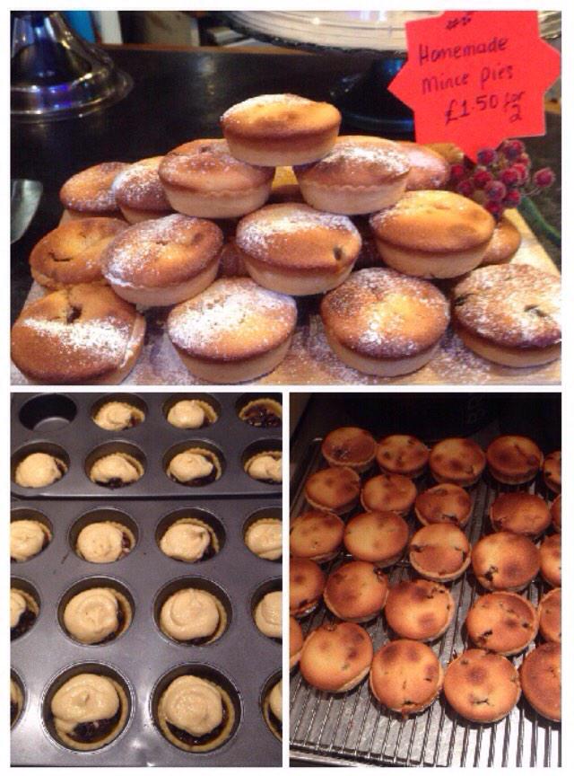 Come and try one of our delicious homemade mince pies today! 🌲🎅❄️