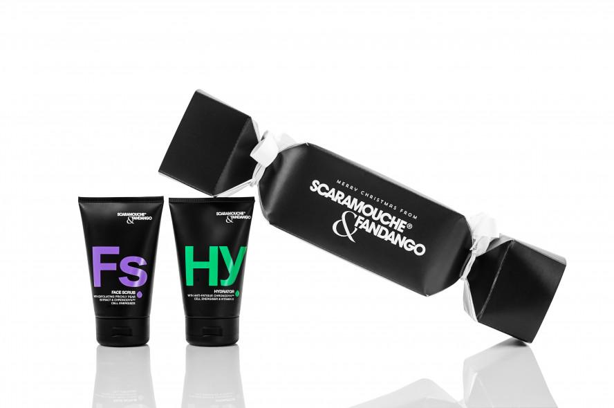 DapperChapper's tweet photo. RT &amp; follow @Dapper_Chapper to win a @Scaramouche_UK Christmas Cracker with hydrator &amp;  scrub http://t.co/KYVA0SSrRN http://t.co/3Thw54QHuX