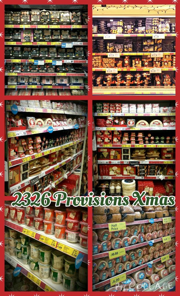 Christmas is here at <a href="/colchester_2326/">Tilly</a> provisions @nabby78 @arnielkp