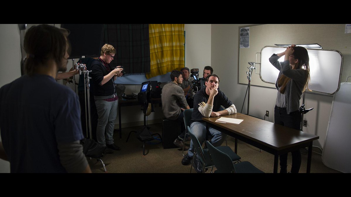 guochenwang's tweet photo. @fearorfavour behind the scene, day one. @MaureenBradley @yyjarts http://t.co/uVUOho2vG7