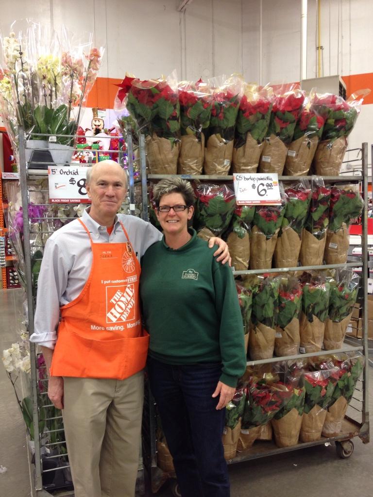 RamboNursery's tweet photo. @FrankBlake checking on Poinsettia's @homedepot 149, Alpharetta!  @DarlaandKelly http://t.co/sGAkQesrKl