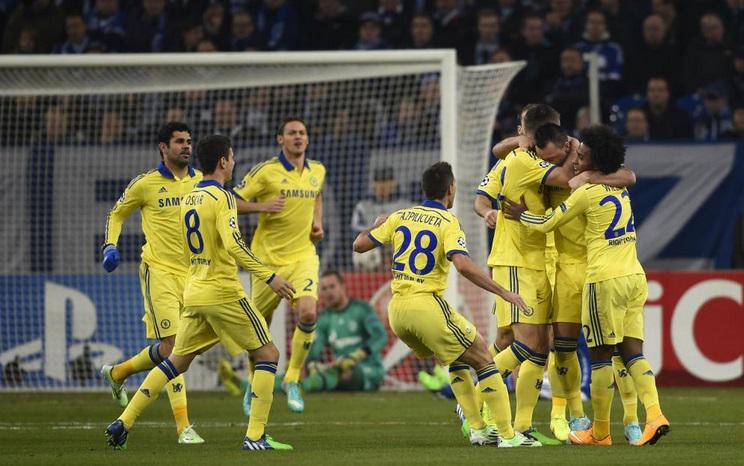 Footballtweet's tweet photo. Man City 3-2 Bayern
Schalke 0-5 Chelsea
Arsenal 2-0 Dortmund
Wolfsburg 0-2 Everton

Premier League 4-0 Bundesliga http://t.co/mug52jg2Gw