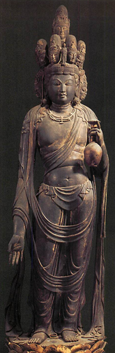 滋賀・向源寺/十一面観音像(平安前期)】像高177cm。檜材。一木で化仏と