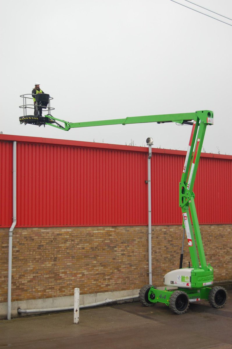 Amazing Niftylift HR17 4x4 Hybrids in our fleet, These will fully charge the batteries in 4hrs from the engine!