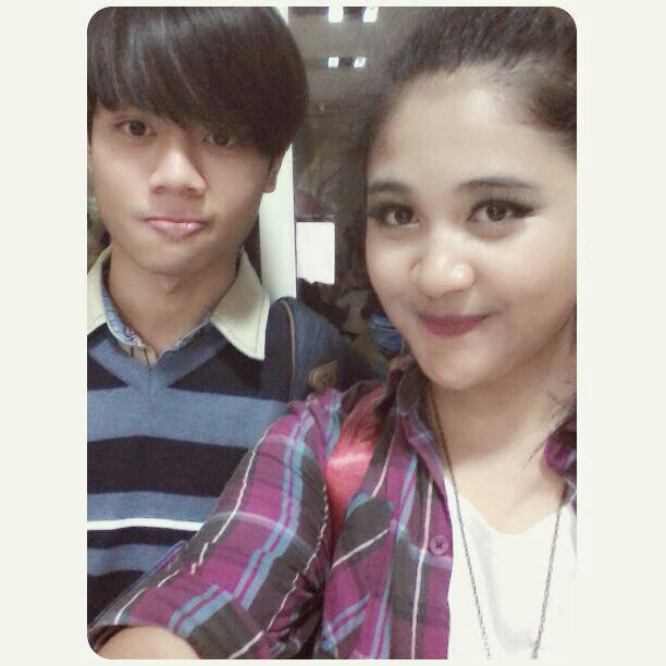 Jiyeon with baekhyunya <a href="/EXOlite_DC/">EXOlite</a> <a href="/chukisaklek/">Ian!</a>  *dia maksa minta selfie sama ka ian* --" lucu yaa xD