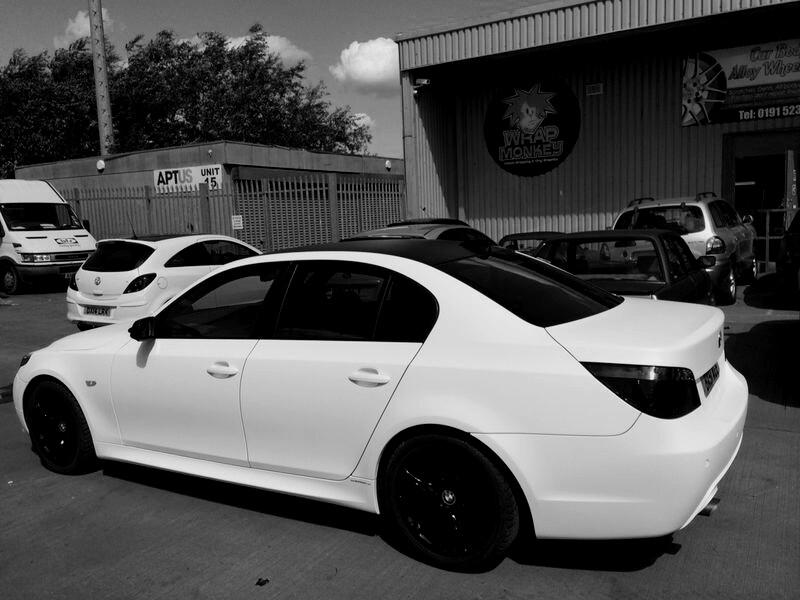 WrapMonkey's tweet image. BMW 5 Series - Matt White Full Wrap
#BMW #5series #mattwhite #stunning #fullwrap