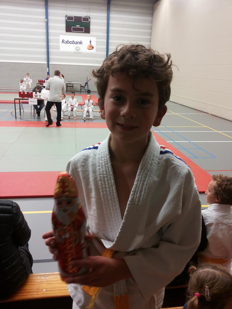 creamarcha's tweet photo. Leuk toernooitje gehad. En een lekkere prijs als toetje. http://t.co/4RmLtJ5iqZ