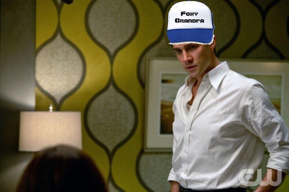 @ex_angelCastiel #FoxyGrandpa (also thank you 💕)