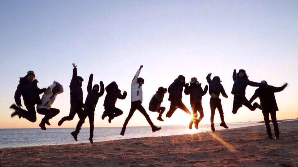 SkulLaeEy's tweet photo. Love is the moment.. Wish all members happy for your way. #1yearEXOShowtime http://t.co/CJE9UHg2FW