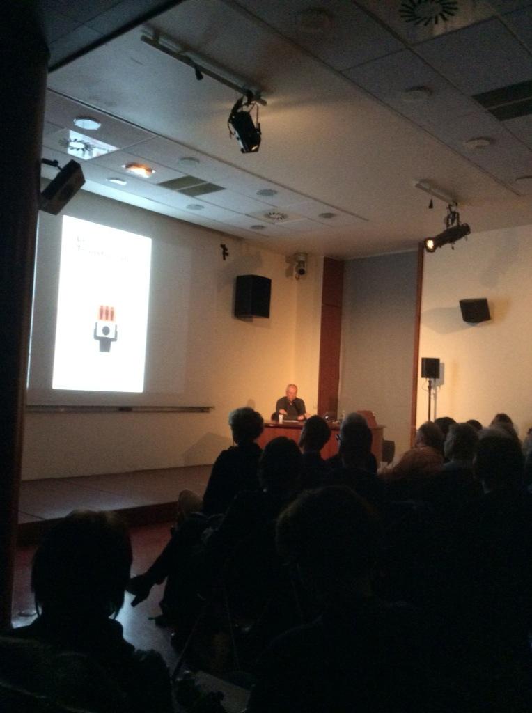 CNAPfr's tweet photo. Le transformateur de Marie Neurath et Robin Kimross / ouvrage soutenu par le CNAP #GF2014 http://t.co/Q9DiWesCJj