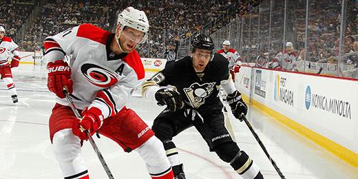 penguins's tweet photo. It’s a HOCKEY NIGHT in PITTSBURGH! http://t.co/HwWIppkfY6