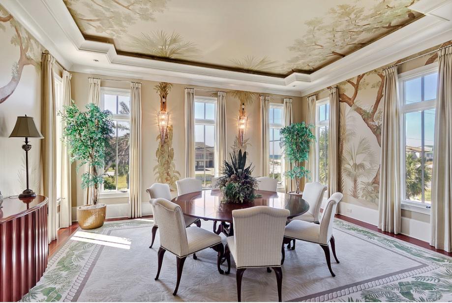 mymovellc's tweet photo. How To Pick Paint Colors For Your Ceiling http://t.co/ZkTkIuHsAo http://t.co/7RDEhNP51F