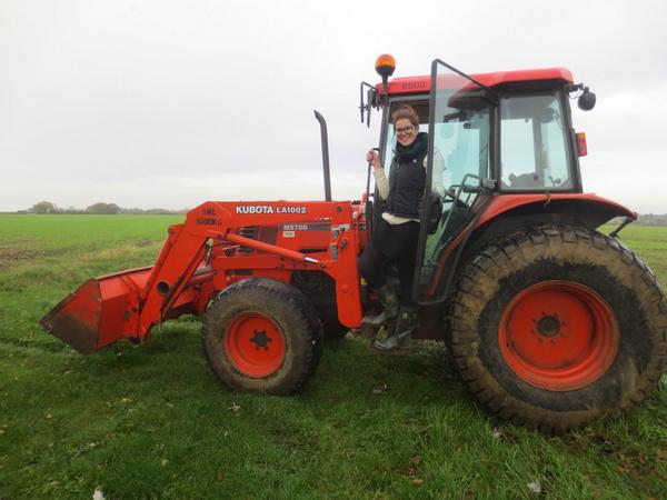 kateroyall's tweet photo. Please RT to help win a pair of wellies from the fab @MrMrsWellington Sunday welly wearing on the farm #WellieWatch http://t.co/dg5LmJj438