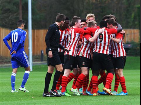 ChelseaNews2day's tweet photo. Southampton and Chelsea U.18's finished 2-2 this afternoon: http://t.co/QgrqxCfoJE? #Saintsfc #CFC http://t.co/gRiX4WIwHN