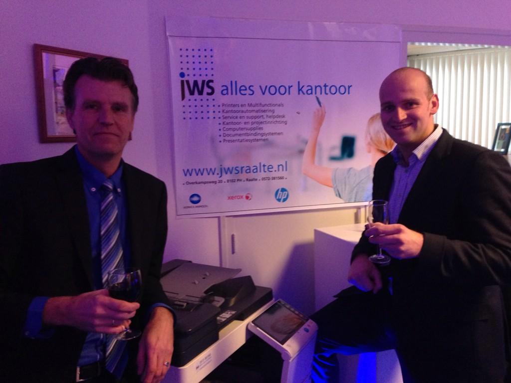 holterbergt's tweet photo. #jwsraalte sponsort  eigendrukwerk voor #trioho voor 5jaar http://t.co/B03ul5E85l