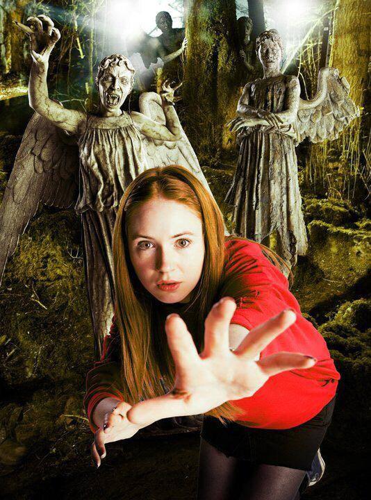 Happy birthday Karen Gillan!!!!!! 