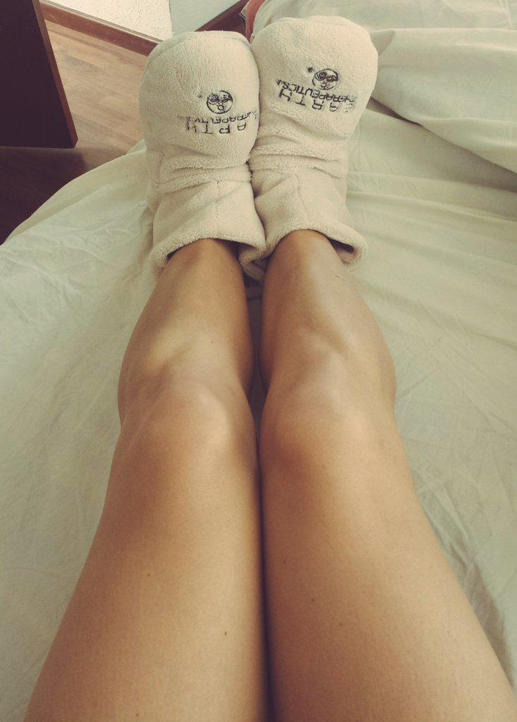 grissssel's tweet photo. “@ansampedro_: Ya con esto la cosa se pone mejor 
(@grissssel  luego te invito) http://t.co/p42ovNqEPk”// SABES QUE? Vete
