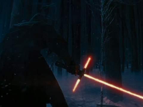 SkyNews's tweet photo. The first trailer for the new Star Wars film has been released, and the internet has gone wild http://t.co/hQFCcPECeq http://t.co/Tlxo7TBiUx
