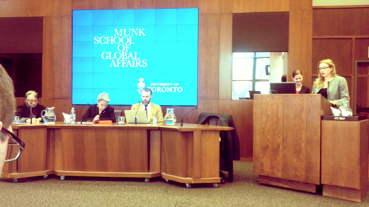 MichiganSenate's tweet photo. Just great @Amb_Doer. @MunkSimulation #MunkSimulation2014 #ebolaresponse http://t.co/ZbzfK1sA2s