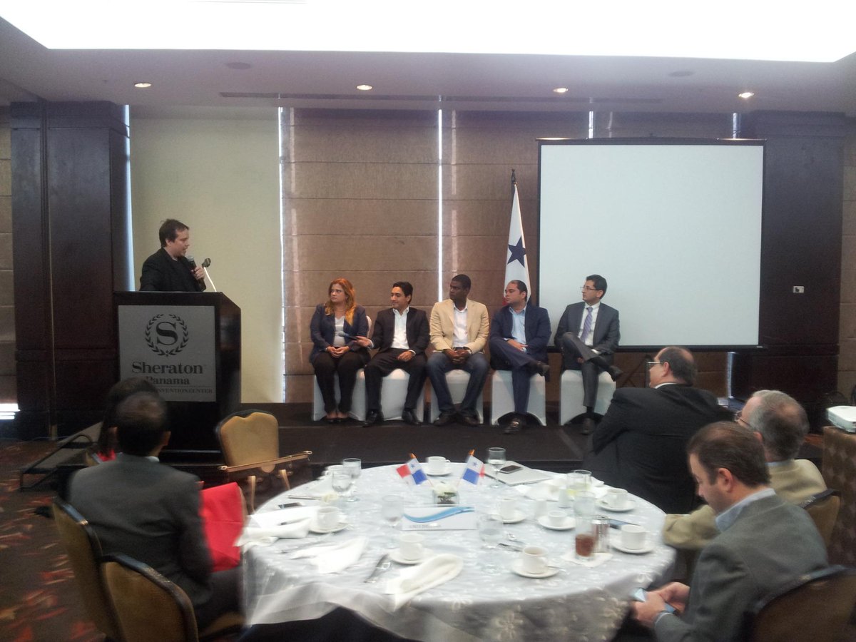 panamAPP1's tweet photo. #PanamAPP junto con @capatec organizo Tendencias APP Made In #Panama @AlexNeuman @FTPanama #Emprendimiento http://t.co/WNOEkIDag7