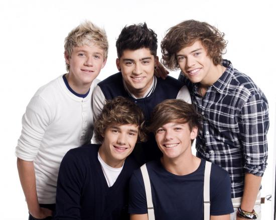SebnemG5's tweet photo. Группа one direction лучше всех !!!!!! Я обожаю их , это правда .Они прелесть http://t.co/OFK5NVabzh